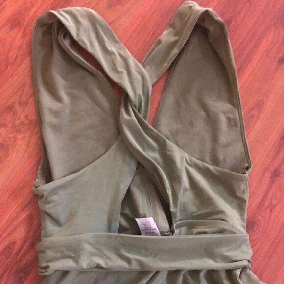 NEW Time and Tru Olive green, one piece, low-cut, bathing suit, gold ring, size - Picture 6 of 6